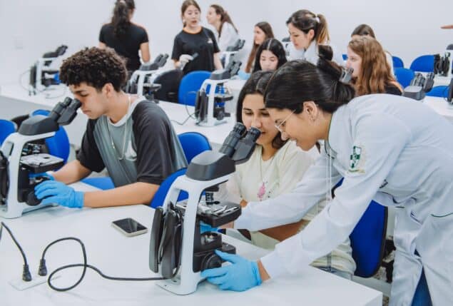 Laboratório de Microscopia - Mochilão 2024